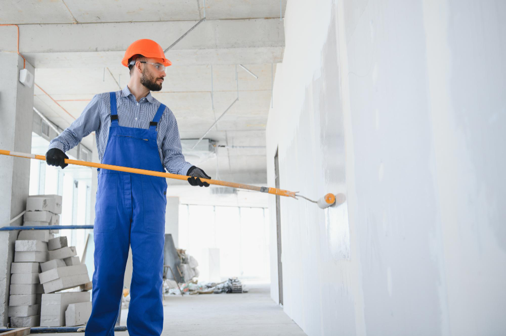 Professional interior painting services in Montreal homes - freshly painted living room